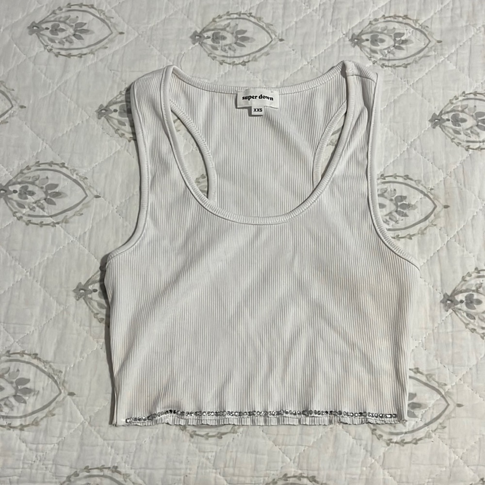Super down white cropped top